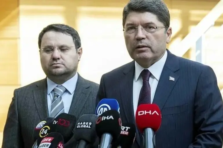 Adalet Bakanı Yılmaz Tunç'tan 50+1 açıklaması: Sistemde reform ihtiyacı varsa uygulanır