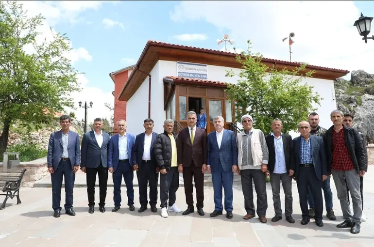 Akyürek, Beyşehir Ve Derebucak’ta Vatandaşlarla Buluştu