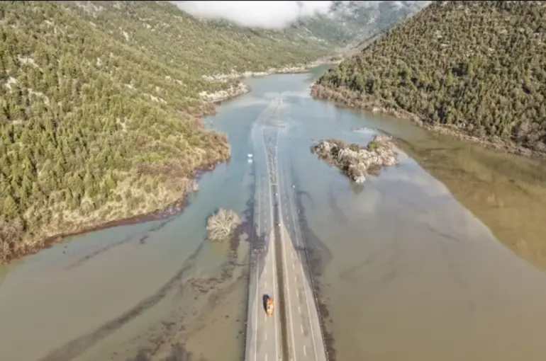 Antalya–Konya Yolu Göle Döndü! Selin Boyutu Havadan Görüntülendi!