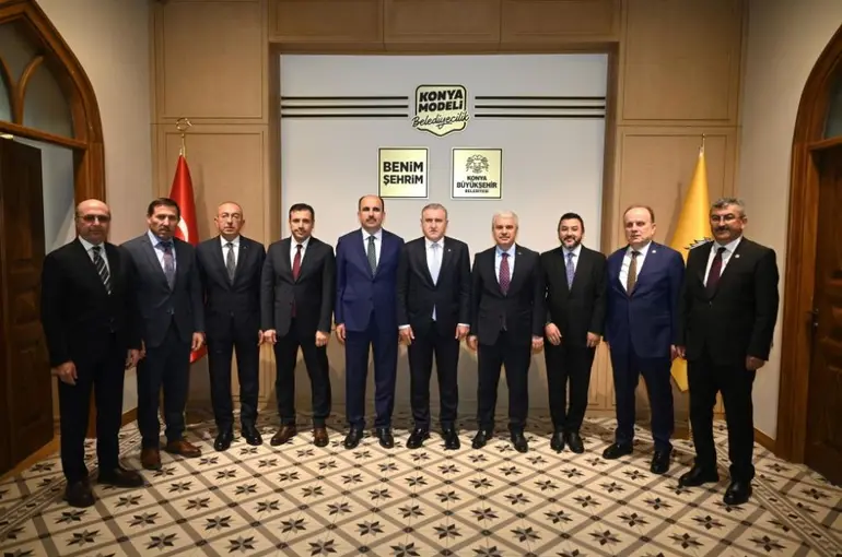 Bakan Bak ve AK Parti Genel Başkan Yardımcısı Büyükgümüş Başkan Altay’ı Ziyaret Etti