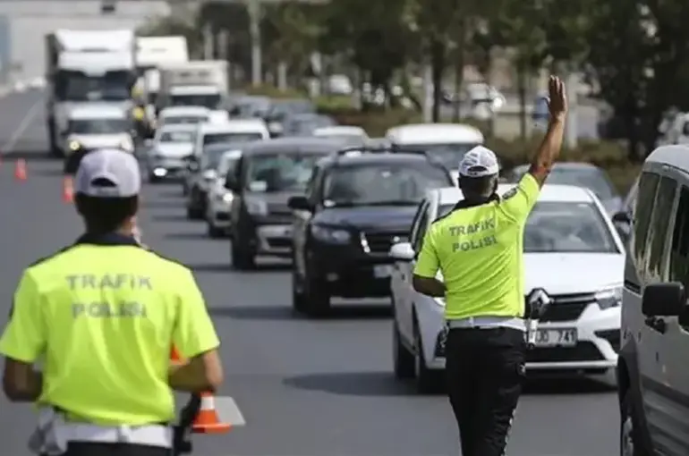 Bakan Çiftçi’den Bayram Trafiği Uyarısı: “Tek Bir Can Kaybına Tahammülümüz Yok”