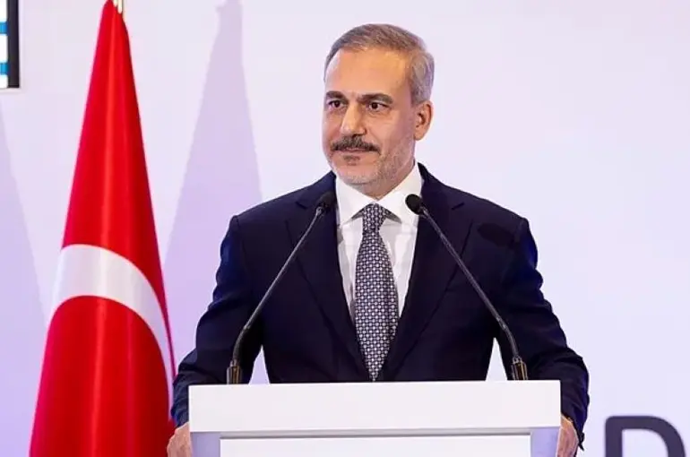 Bakan Fidan: Türkiye, Şam'da Açılan Yeni Sayfada da Yanlarında Olacak!