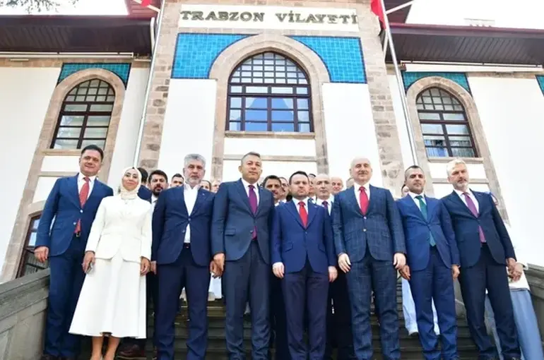 Bakan Gürlek Trabzon’da Konuştu: “Kimse Dokunulmaz Değildir, Hukuk Herkes İçin İşler”