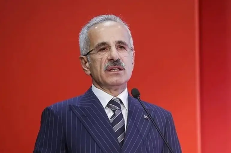 Bakan Uraloğlu:16 Yaş Altına Sosyal Medya Sınırlaması Geliyor!