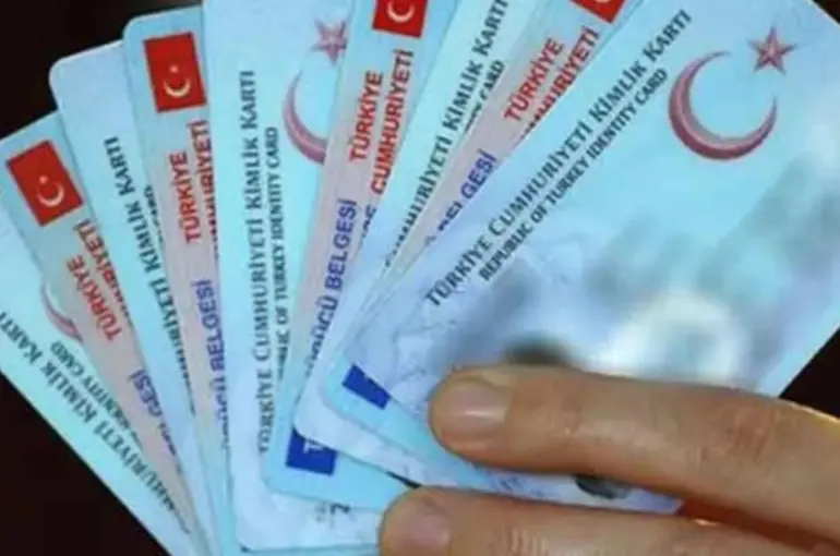 Bankalarda yeni dönem! İçişleri Bakanı Süleyman Soylu açıkladı: Yeni kimlik olmadan işlem yapılamayacak