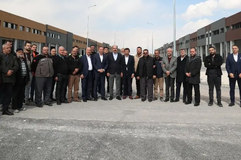 Başkan Altay: “Eski Sanayi ve Karatay Sanayi’nin Taşınmasıyla Konya'nın Hayallerinden Birisi Daha Gerçekleşmiş Olacak”