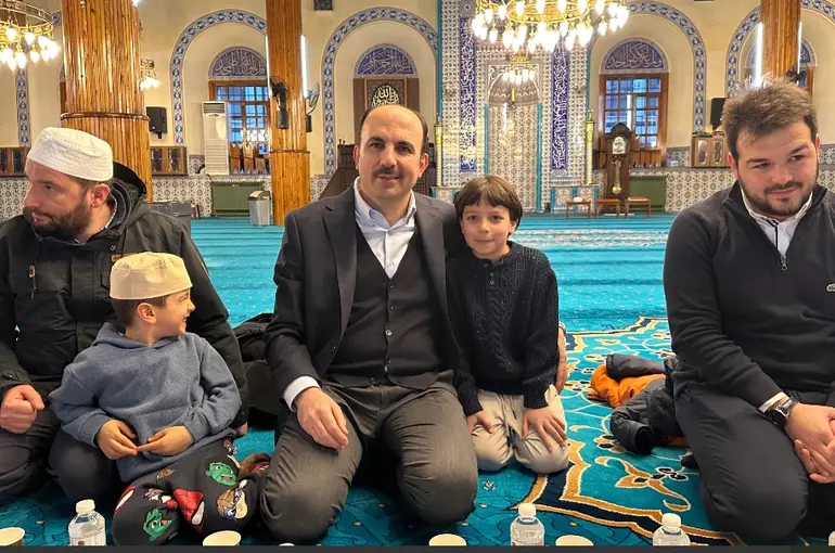 Başkan Altay Kapı Camii’nde Ümmet İftarı Sofrasına Katıldı