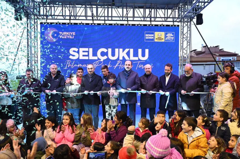 Başkan Altay Konya’nın En Güzel Parklarından Birini Daha Açılışını Yaptı 