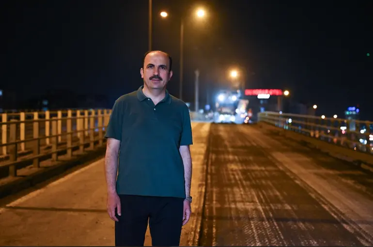 Başkan Altay Koyuncu Köprülü Kavşağı’ndaki Asfalt Çalışmalarını İnceledi