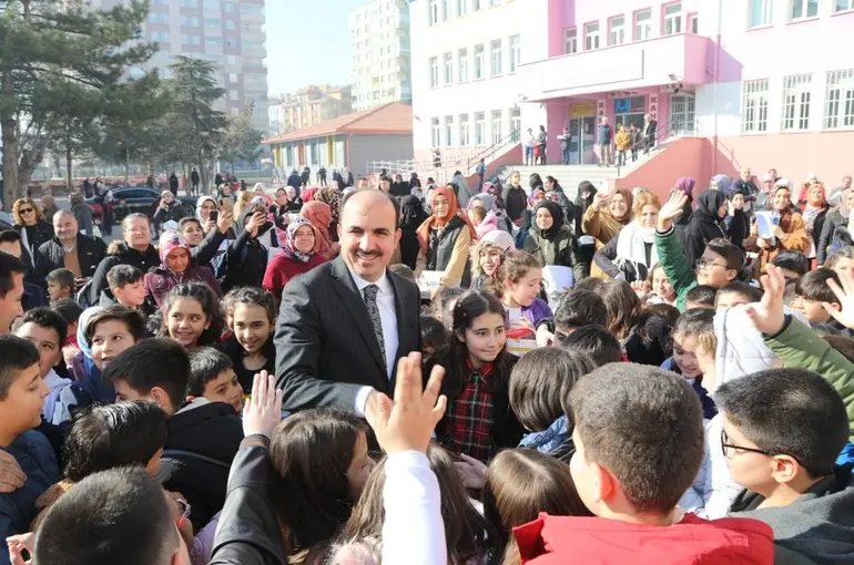 Başkan Altay LGS’ye Girecek Öğrencilere Başarılar Diledi