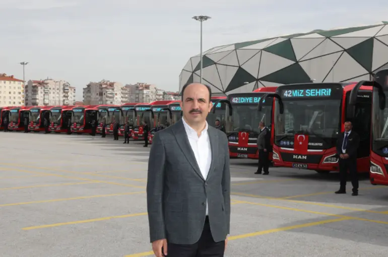 Başkan Altay: “Otobüs Filomuzu 53 Yeni Doğalgazlı Otobüsle Daha Da Güçlendirdik” 