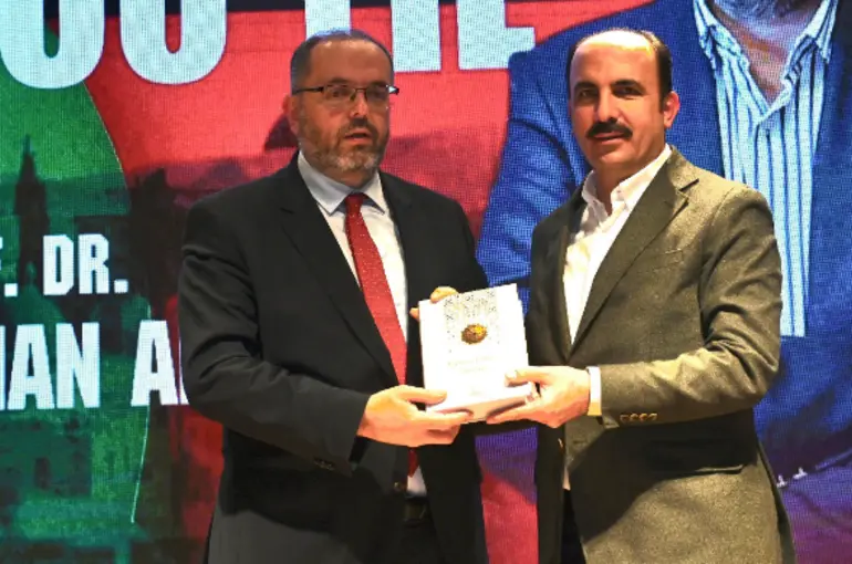 Başkan Altay, Prof. Dr. Afyoncu’nun “Filistin’de 400 Sene” Konulu Konferansına Katıldı