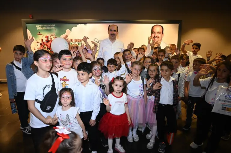 Başkan Altay, Toplumun Geleceği Çocuklarla Buluştu!