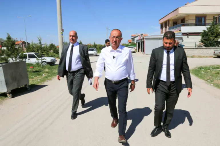 Başkan Kavuş, Alakova Mahallesi'nde sokak sokak çalışmaları yerinde inceledi!