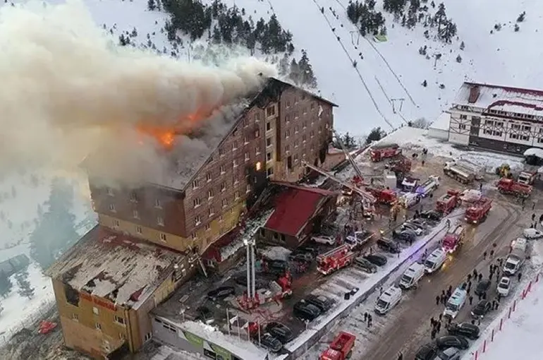 Bolu'da Otel Faciasında Hesap Vakti! 32 Sanığın Bin 998’er Yıl Hapsi İsteniyor!