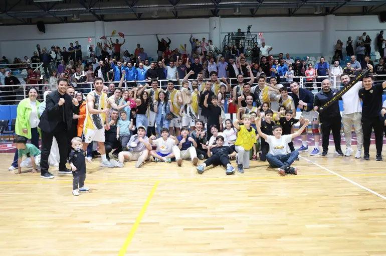 Büyükşehir Belediyespor Basketbol Takımı Adım Adım Finale Yürüyor