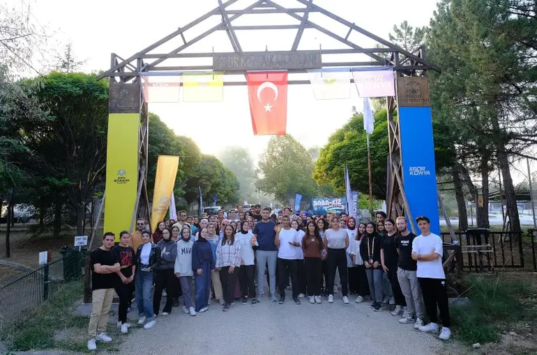 Büyükşehir Gençlik Meclisi, Öğrencileri Günübirlik Kampta Buluşturdu