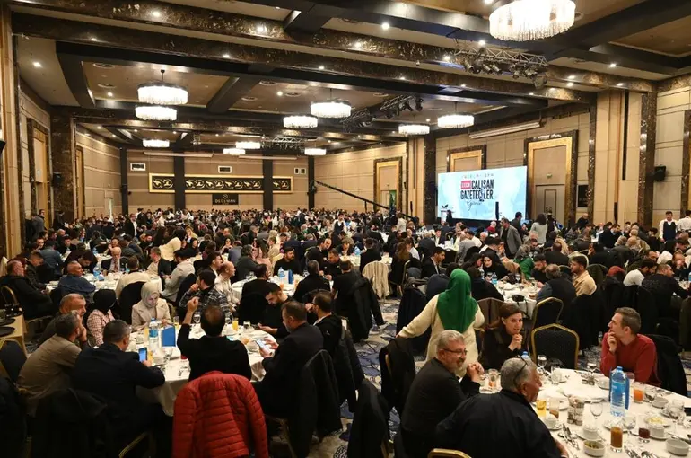 Büyükşehir Konya’daki Basın-Yayın Çalışanlarını Buluşturdu