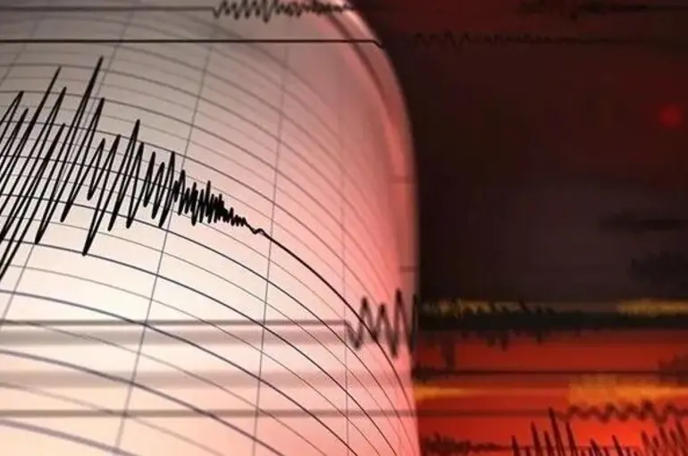 Çanakkale'de 4,9 büyüklüğünde deprem meydana geldi!1 kişi hayatını kaybetti! 