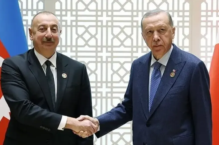 Cumhurbaşkanı Erdoğan, Azerbaycan Cumhurbaşkanı Aliyev ile görüştü!