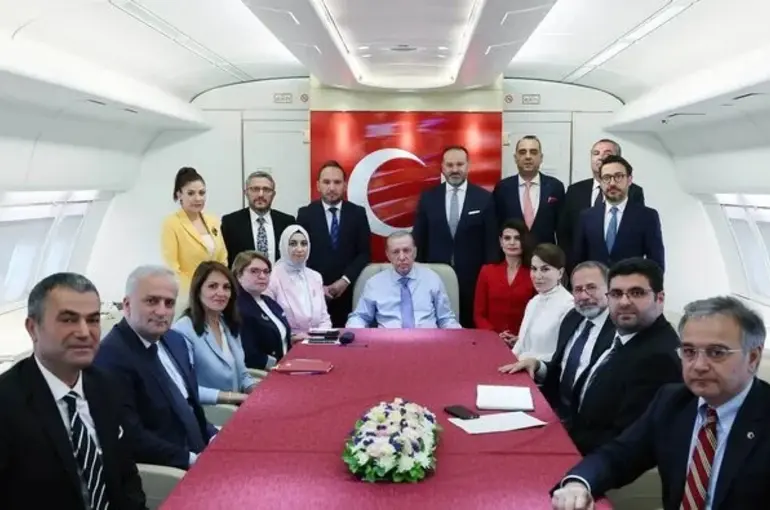 Cumhurbaşkanı Erdoğan Kazakistan dönüşü önemli açıklamalarda bulundu!