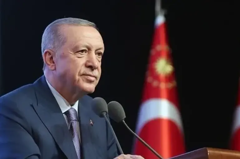 Cumhurbaşkanı Erdoğan: Türk Kara Kuvvetlerinin kuruluş yıl dönümünü tebrik ediyorum!