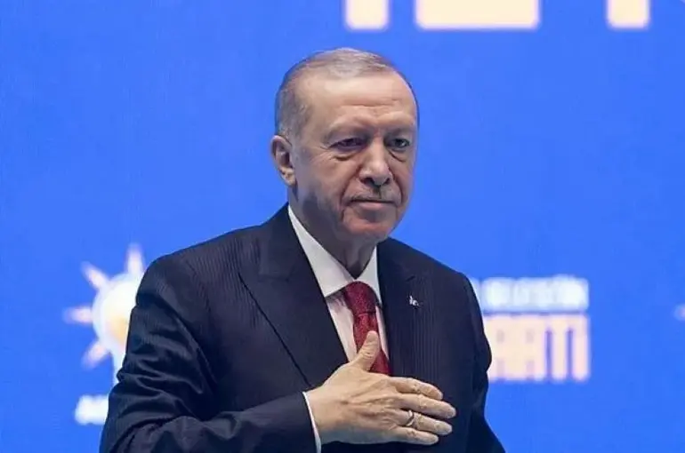 Cumhurbaşkanı Erdoğan: "Ya Silahlarını Gömecekler Ya da Silahlarıyla Gömülecekler"