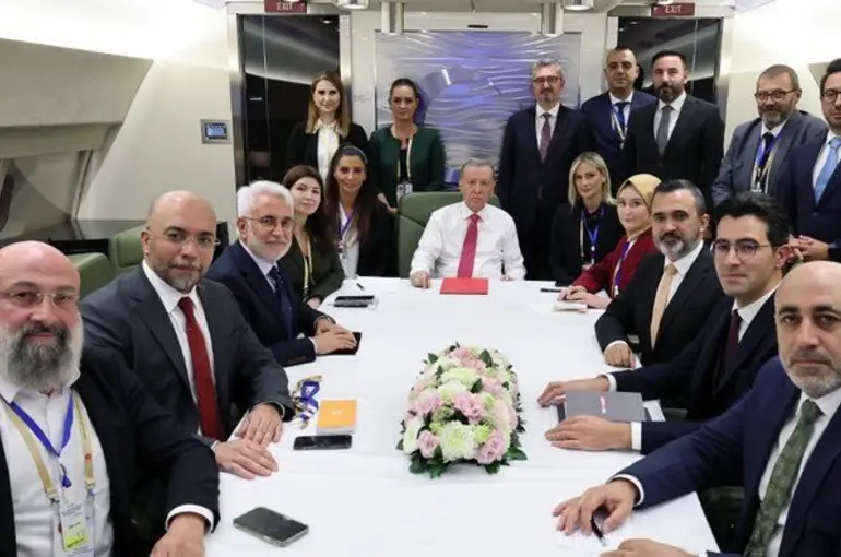 Cumhurbaşkanı Erdoğan'dan dünyaya çok net Zengezur Koridoru mesajı: Muhakkak tamamlanmalı