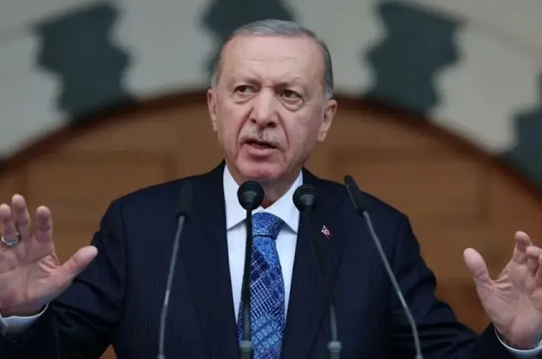 Cumhurbaşkanı Erdoğan’dan Kabinede Değişiklik Sinyali!