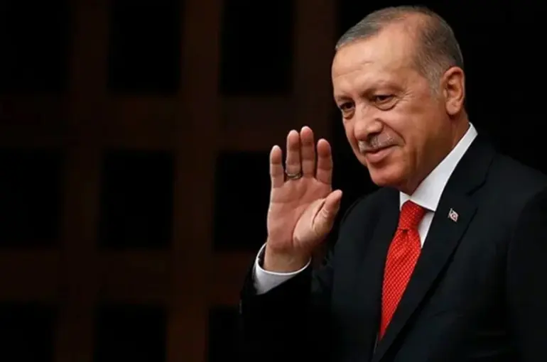 Cumhurbaşkanı Erdoğan'dan muhalefete tepki: Sandığın rengi belli oldukça yalanları ortaya çıktı!