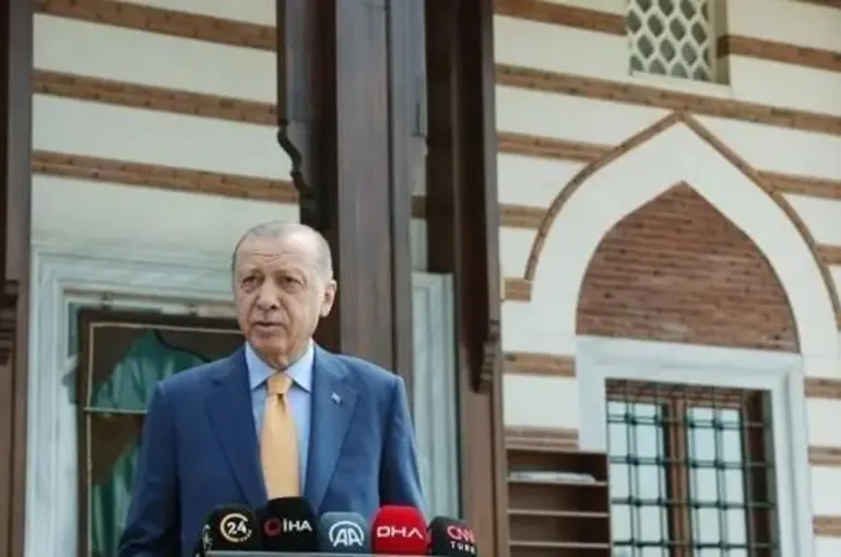 Cumhurbaşkanı Erdoğan'dan yerel seçim açıklaması!