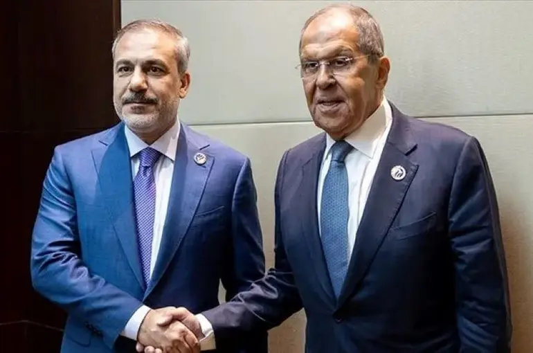 Dışişleri Bakanı Hakan Fidan, Rus Dışişleri Bakanı Lavrov ile görüştü!