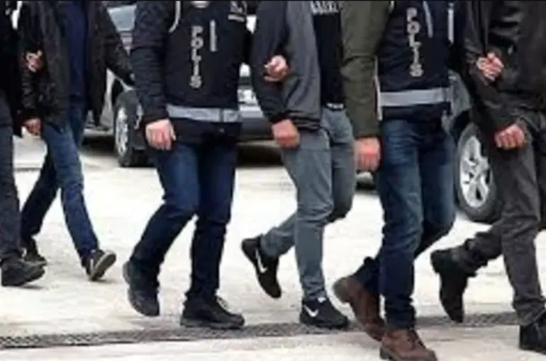 Ereğli’de Uyuşturucu Tacirlerine Şafak Baskını: 55 Şüpheli Gözaltında