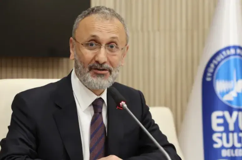 Eyüpsultan Belediyesi'nde Operasyon: Başkan Mithat Bülent Özmen Dahil 28 Şüpheli Gözaltına Alındı