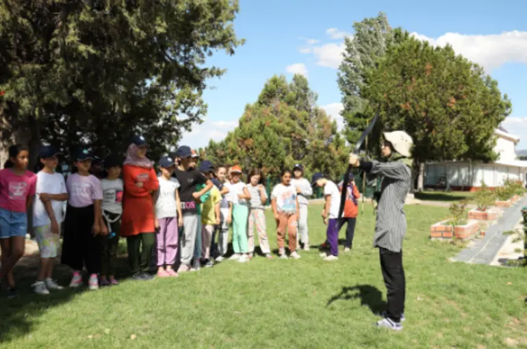 Genç Komek Yaz Okulu’nda Kayıt Heyecanı Başlıyor