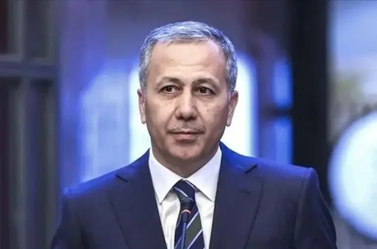 İçişleri Bakanı Ali Yerlikaya:28 ilde Kahramanlar-43 operasyonlarında 165 şüpheli yakalandı