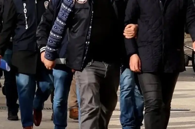 İçişleri Bakanı Ali Yerlikaya:81 ilde Çember Operasyonu ile 5 bin 309 kişi yakalandı