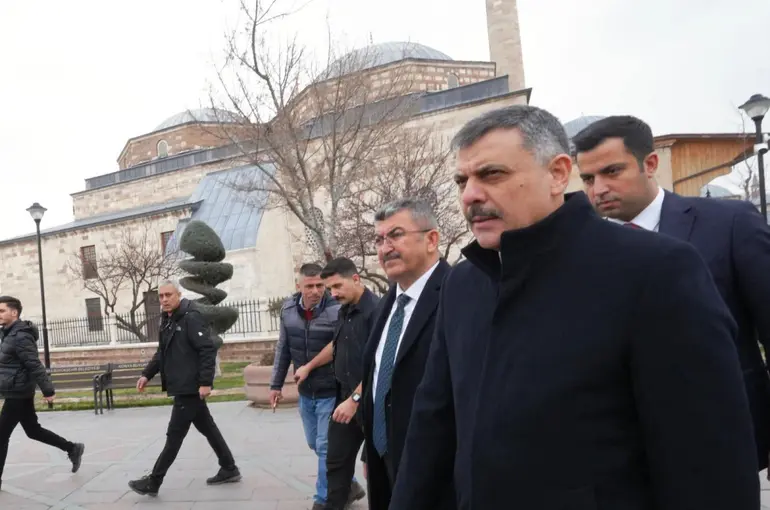 İçişleri Bakanı Çiftçi’den Mevlana Türbesi’ne Ziyaret