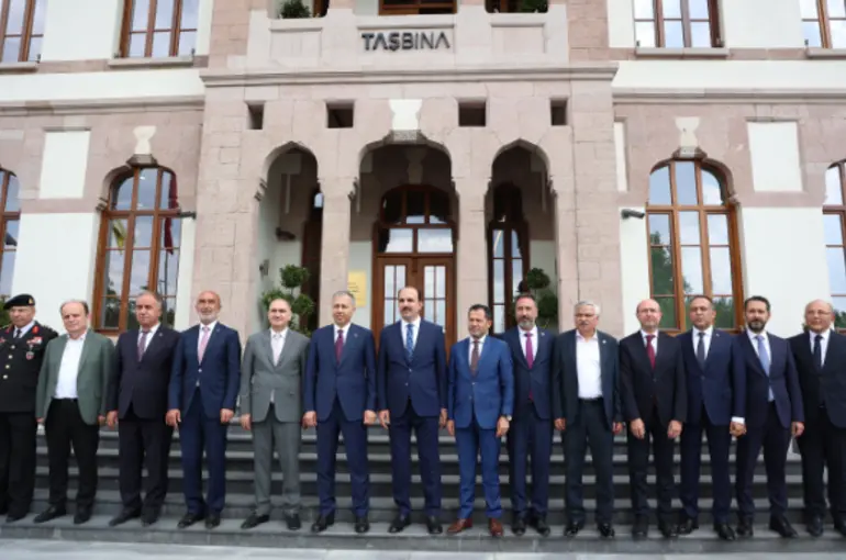 İçişleri Bakanı Yerlikaya Başkan Altay’ı Ziyaret Etti