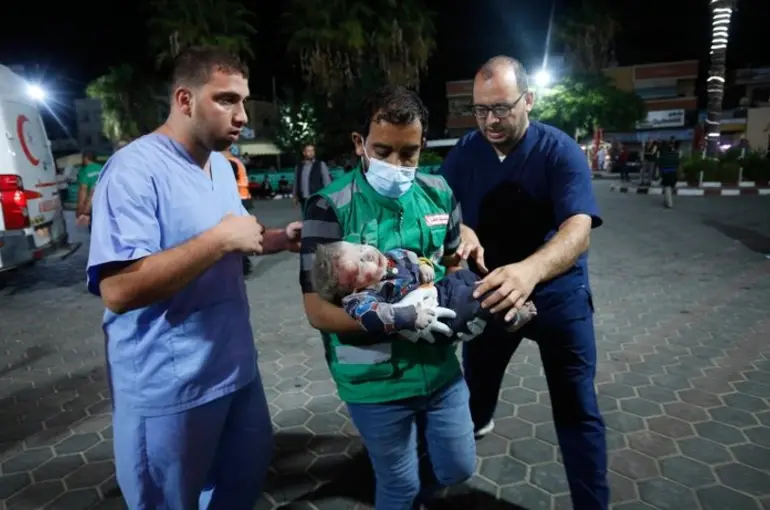 İsrail Gazze'de BM okulunu vurdu!