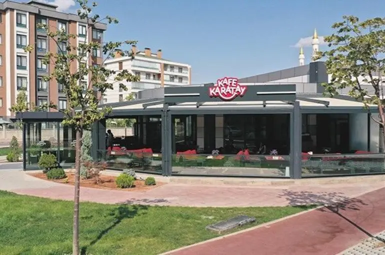 Kafe Karatay’ın üçüncü şubesi Akabe Mahallesi’nde hizmete açıldı