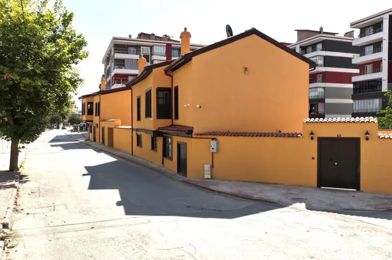 Karatay Belediyesi Tarihi Mirası Koruyor!125 Yıllık Tarihi Evler Yeniden Hayat Buldu!