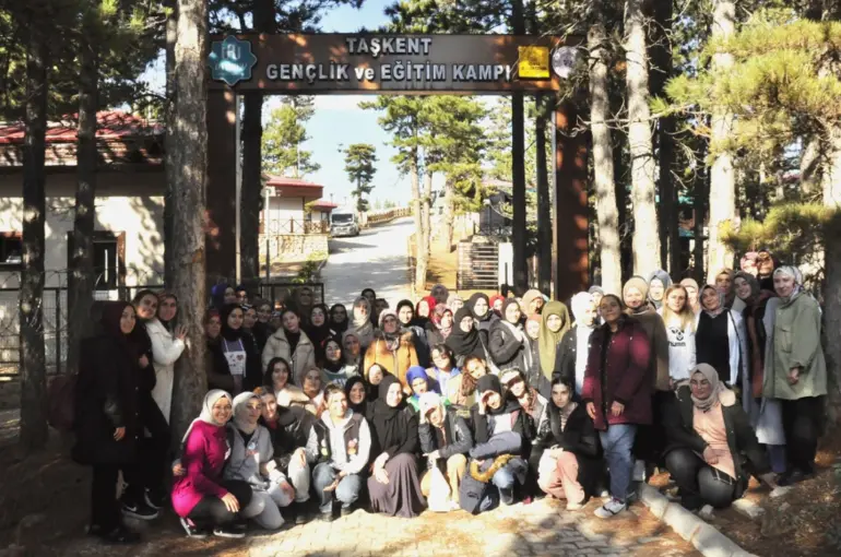 Karatay Kent Konseyi’nden “Anne Kız Kampı”