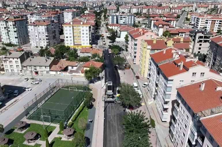 Karatay’da Asfalt Seferberliği