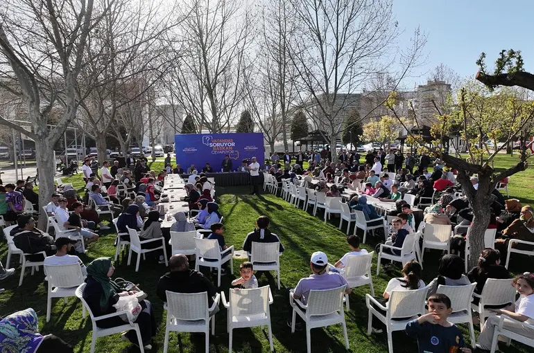 Karatay’da Başkan-Vatandaş Buluşması! Sorular Cevaplandı, Talepler Dinlendi!
