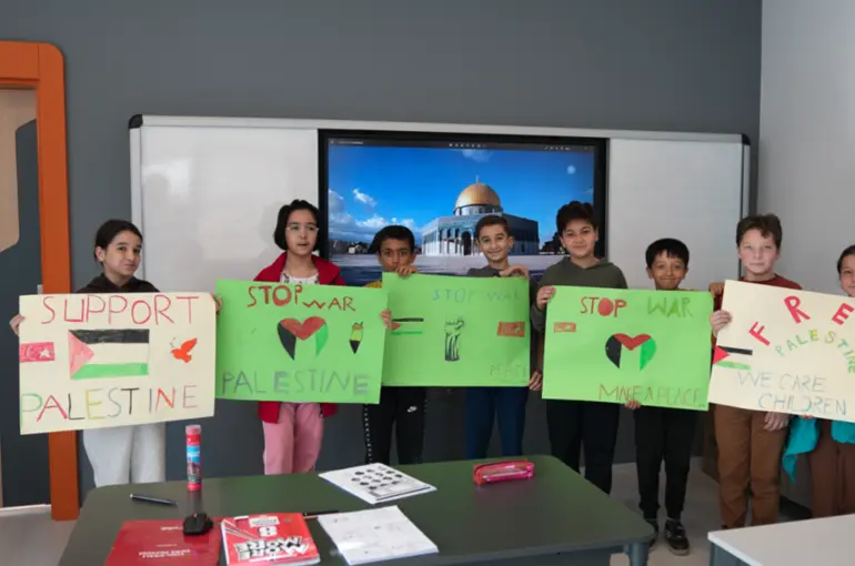 Karataylı Minik Yüreklerden Filistin’e Kocaman Destek