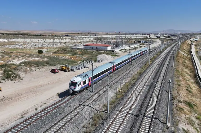 Konya Banliyö Hattında Yeni Dönem: 16 Tren İçin İhale Süreci Başladı