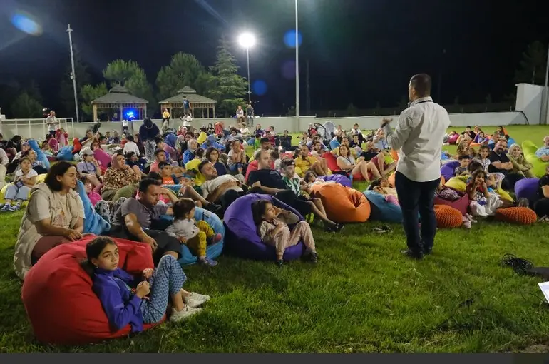 Konya Bilim Merkezi’nin 5. Astronomi Festivali Gökyüzü Meraklılarını Bir Araya Getirdi