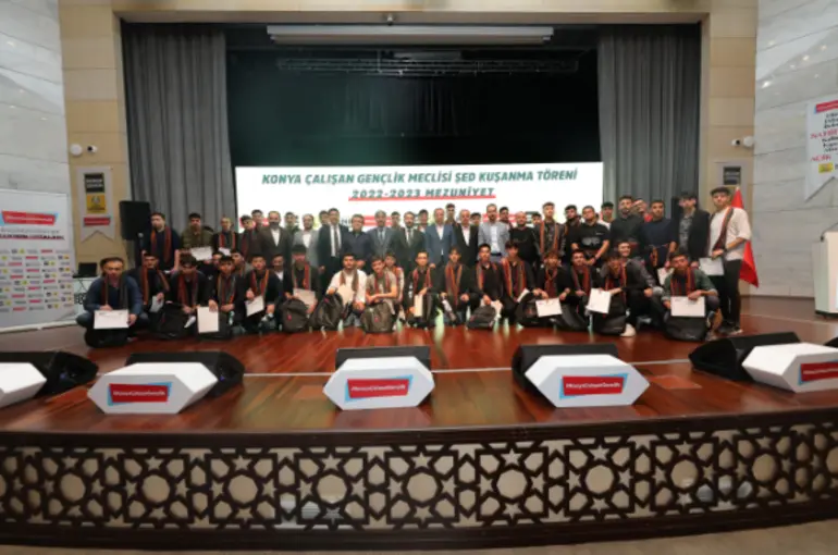 Konya Büyükşehir Belediyesi Çalışan Gençlik Meclisi’nden Mezuniyet Ve Şed Kuşanma Töreni