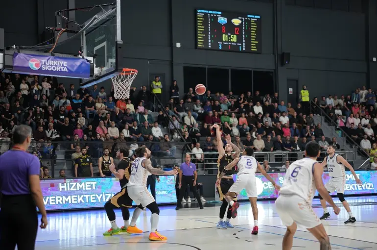 Konya Büyükşehir Belediyespor, Zirve Hedefinde Kritik Galibiyet Aldı